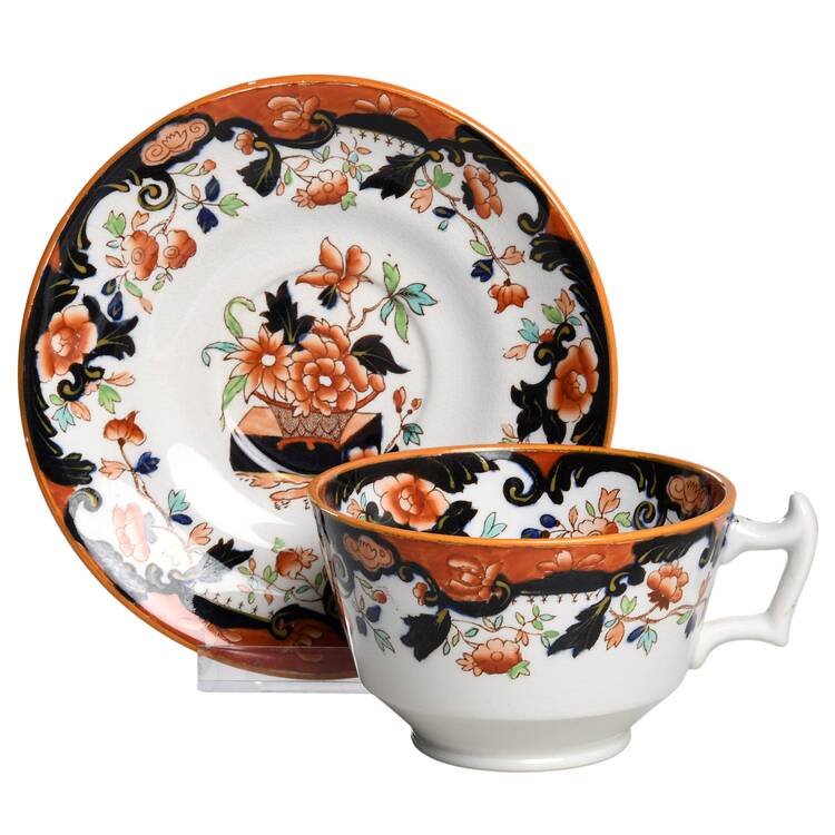 SP661 Footed Cup & Saucer Set