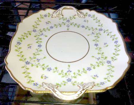 R2079 Square Handled Cake Plate