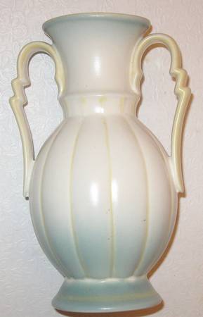 Art Pottery 7" Vase