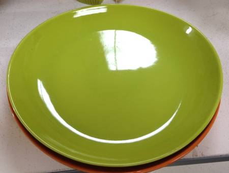 Tivoli Verde (Green) by Satrunia Porcelain