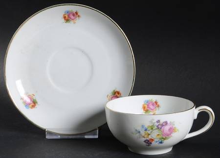 SCD146 Flat Cup & Saucer Set