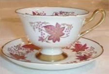 13616 Purple Footed Cup & Saucer Set