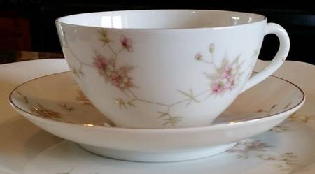 S5W2 Flat Cup & Saucer Set