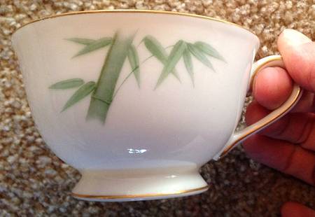 SAN126 Footed Cup