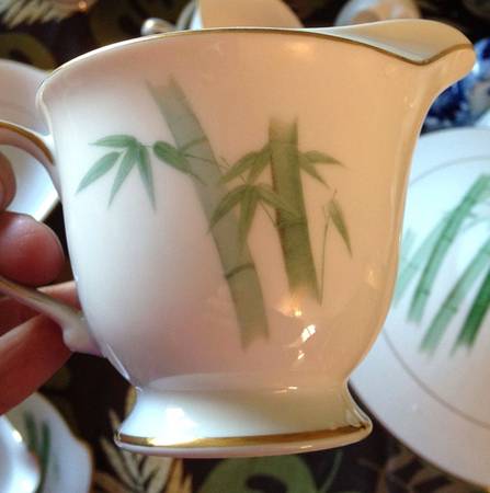 SAN126 Creamer