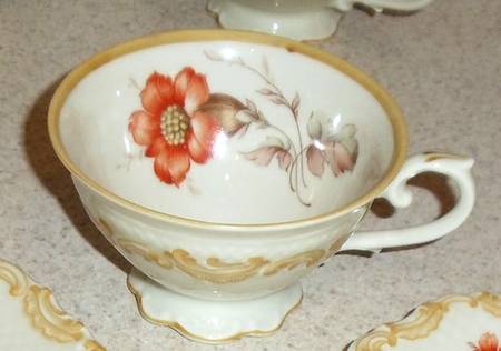 SCH722 Footed Cup