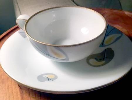 SAN127 Flat Cup & Saucer Set