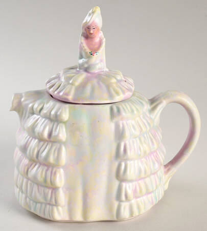 Ye Daintee Ladyee Teapot & Lid