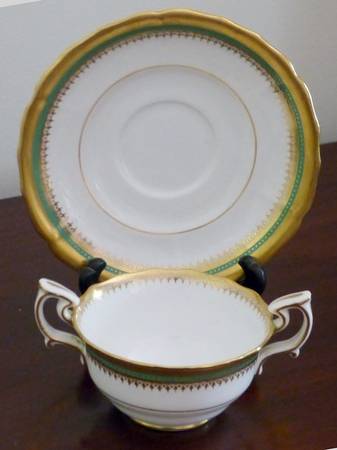 R613 by Spode