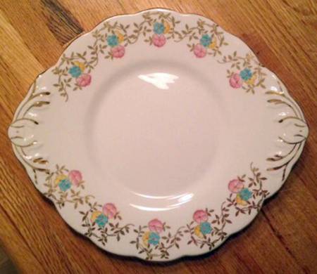 SLS52 Handled Cake Plate