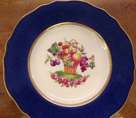 R6689 by Spode