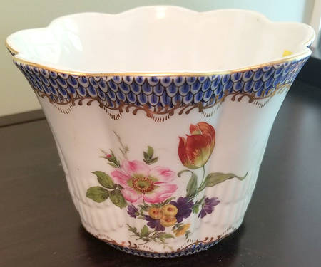 SAD112 Medium Cachepot