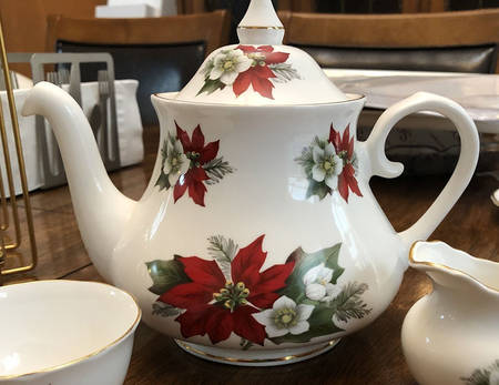 SPE28 Teapot & Lid