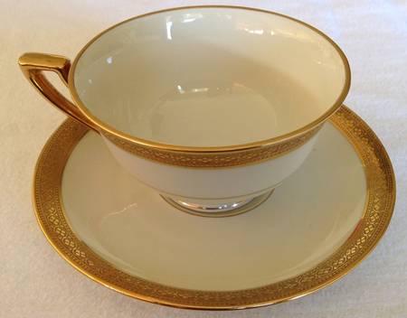 SFR69 Footed Cup & Saucer Set