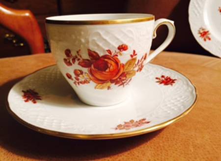 SCH752 Flat Cup & Saucer Set