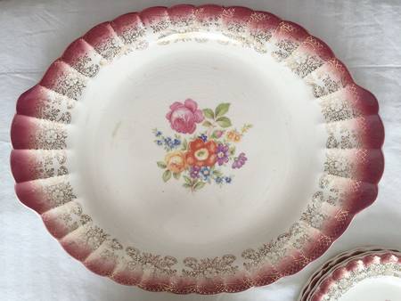 Meissen Rose 14" Oval Serving Platter