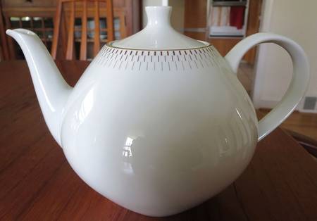 SCD155 Teapot & Lid