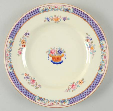 R9705 Luncheon Plate