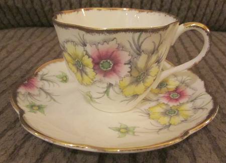 Coreopsis Footed Cup & Saucer Set