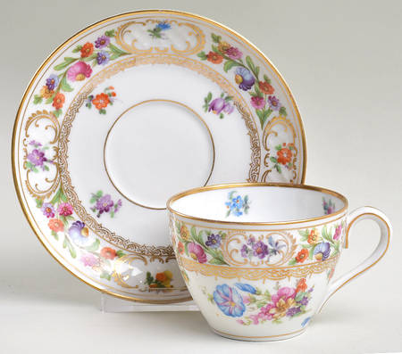SCH772 Flat Cup & Saucer Set