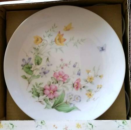 Country Flower II Cake Plate