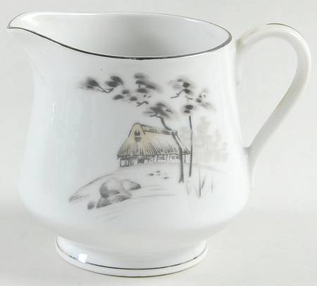 Mt Fuji Rim Shape Creamer