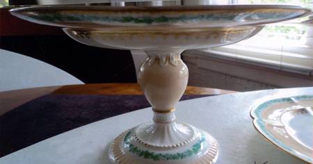 D5499 Pedestal Cake Stand