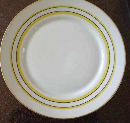 SUI8 Dinner Plate