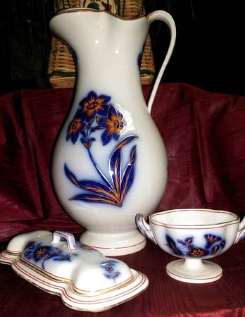 9728 Large Pitcher
