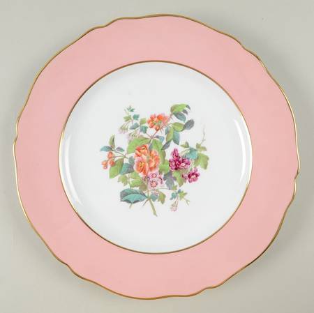 Y4625 (Scalloped) Dinner Plate
