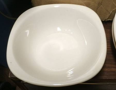 Trand White by Syracuse