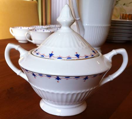 SCH781 Sugar Bowl & Lid