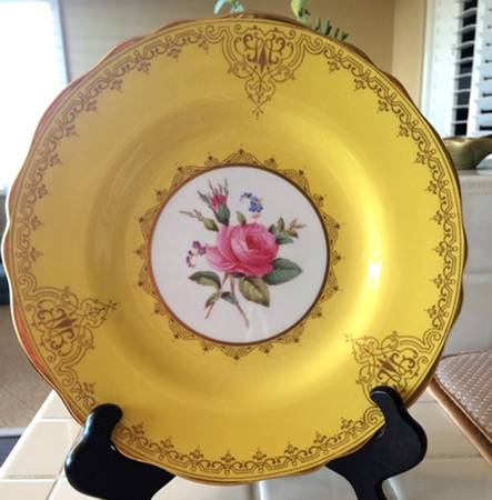 Y4645 by Spode