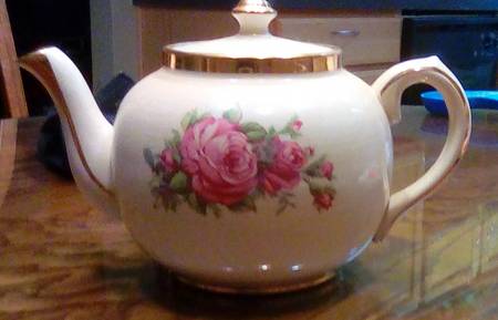 01332 by Sudlow's (Burslem)