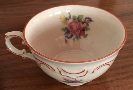 SCH793 Footed Cup