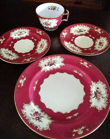 R9639 by Spode