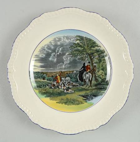 Herring Hunt (Gadroon, Purple Trim) Dinner Plate
