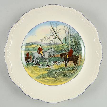 Herring Hunt (Gadroon, Purple Trim) Dinner Plate