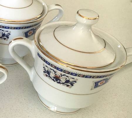 Castlereagh Sugar Bowl & Lid