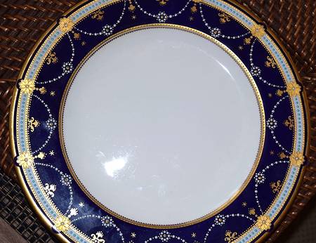 R2681 by Spode