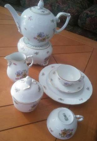 SCH799 Teapot & Lid