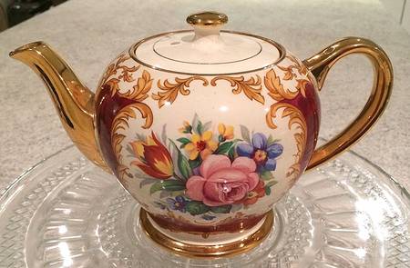1834 Teapot & Lid