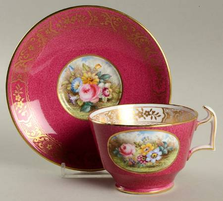 R9265 Footed Cup & Saucer Set
