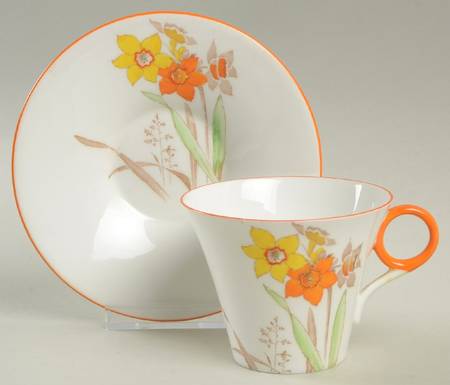 Narcissus Flat Cup & Saucer Set
