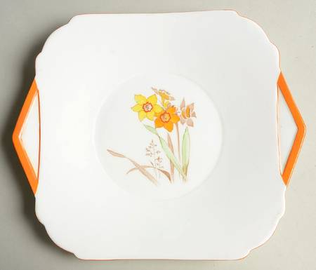 Narcissus Handled Cake Plate