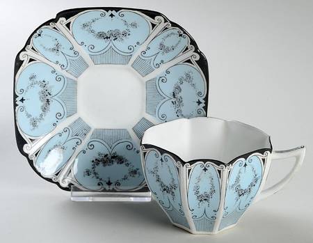 Garland of Flowers Blue Flat Cup & Saucer Set