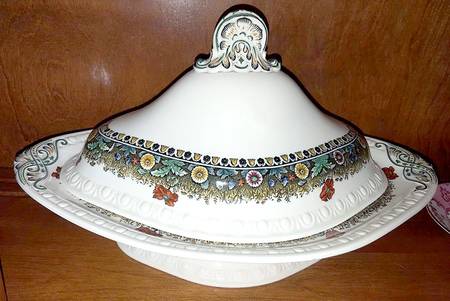Meadow Multicolor by Spode