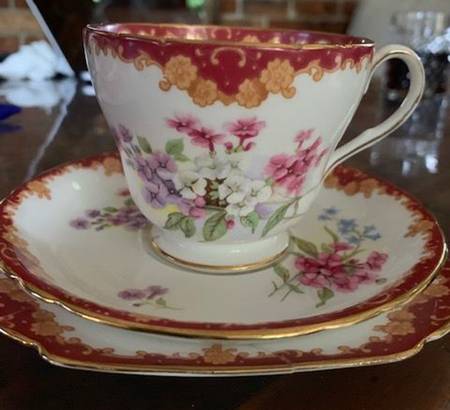 Stocks (Richmond Shape) Footed Cup & Saucer Set