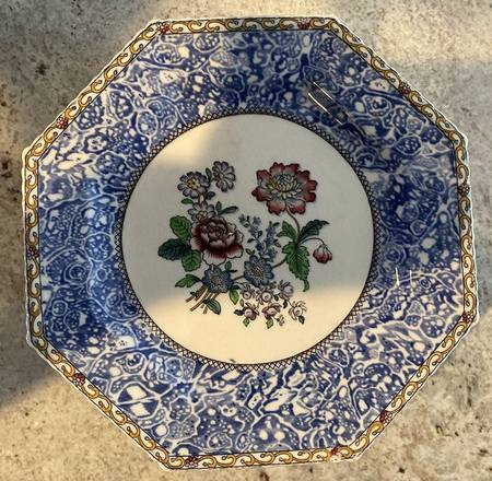 2-6781 by Spode