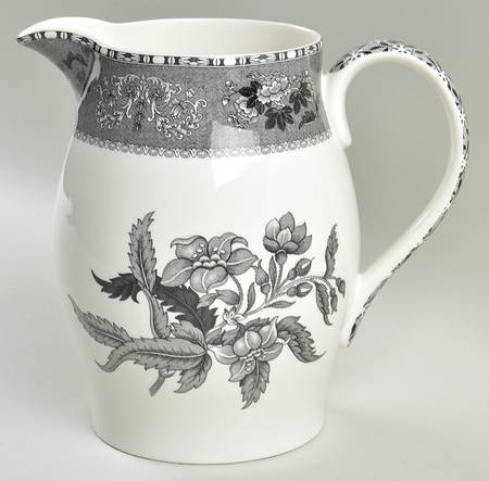 Heritage Collection 56 Oz Pitcher